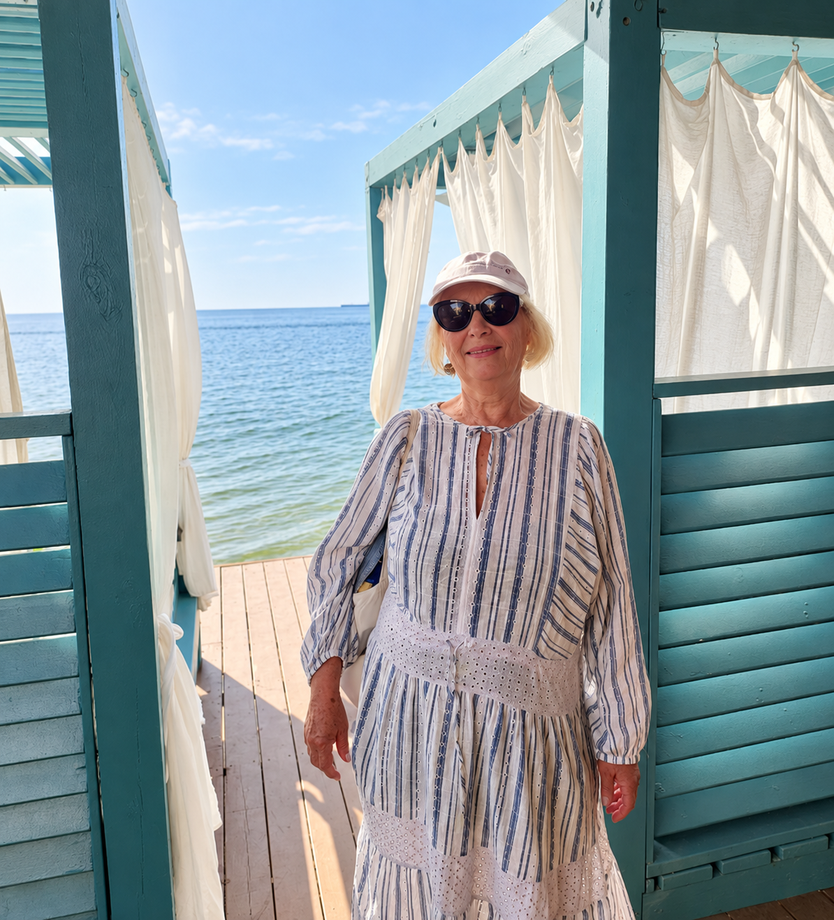 Galyna Halka by the sea